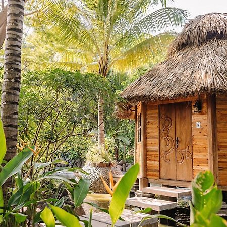 Mandala Eco Villas ラ・リベルタード エクステリア 写真